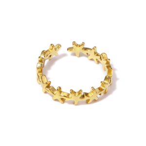 Anillo dorado de aros de estrellas del mar